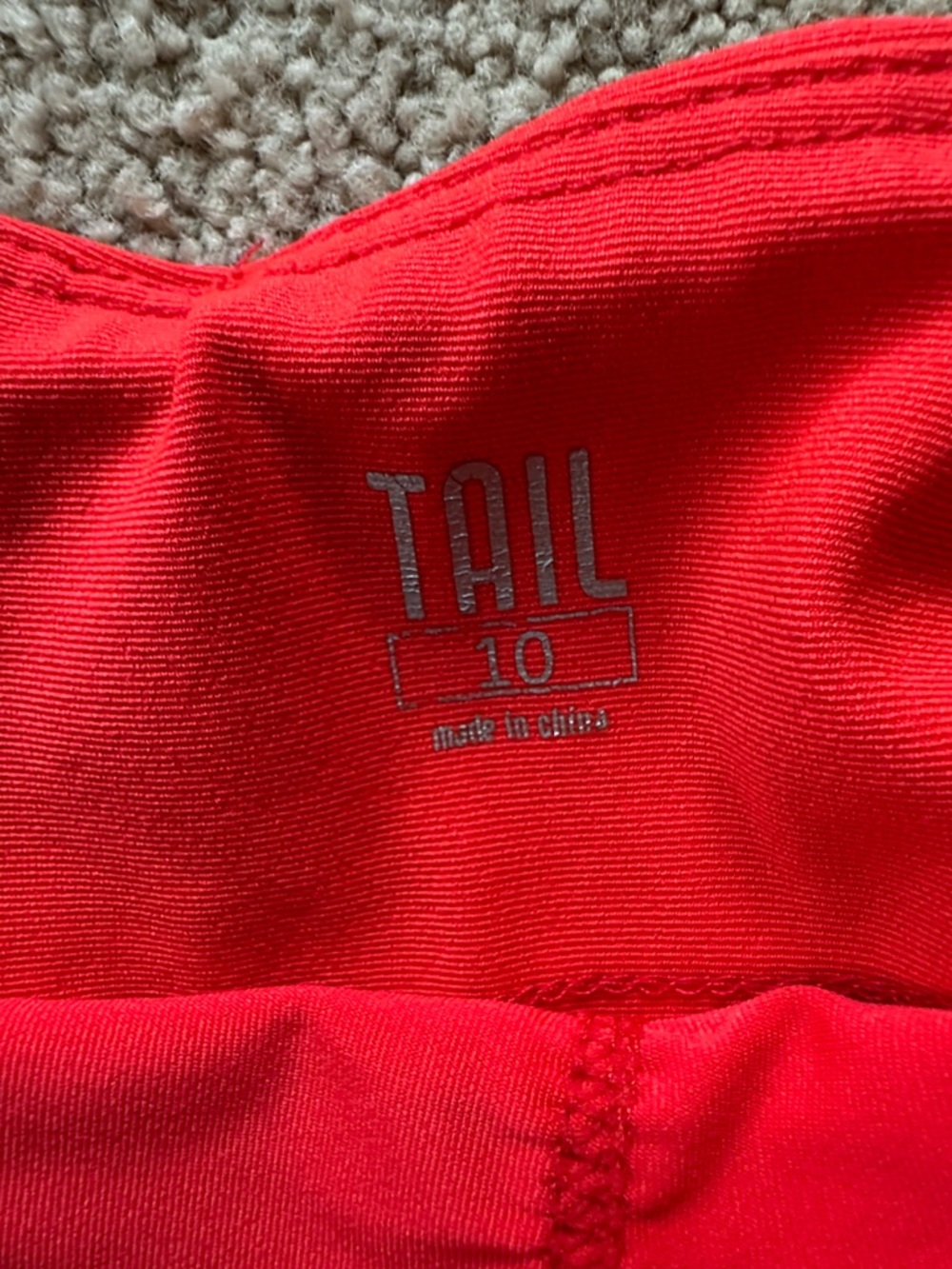 Tail skort - Picture 2 of 10